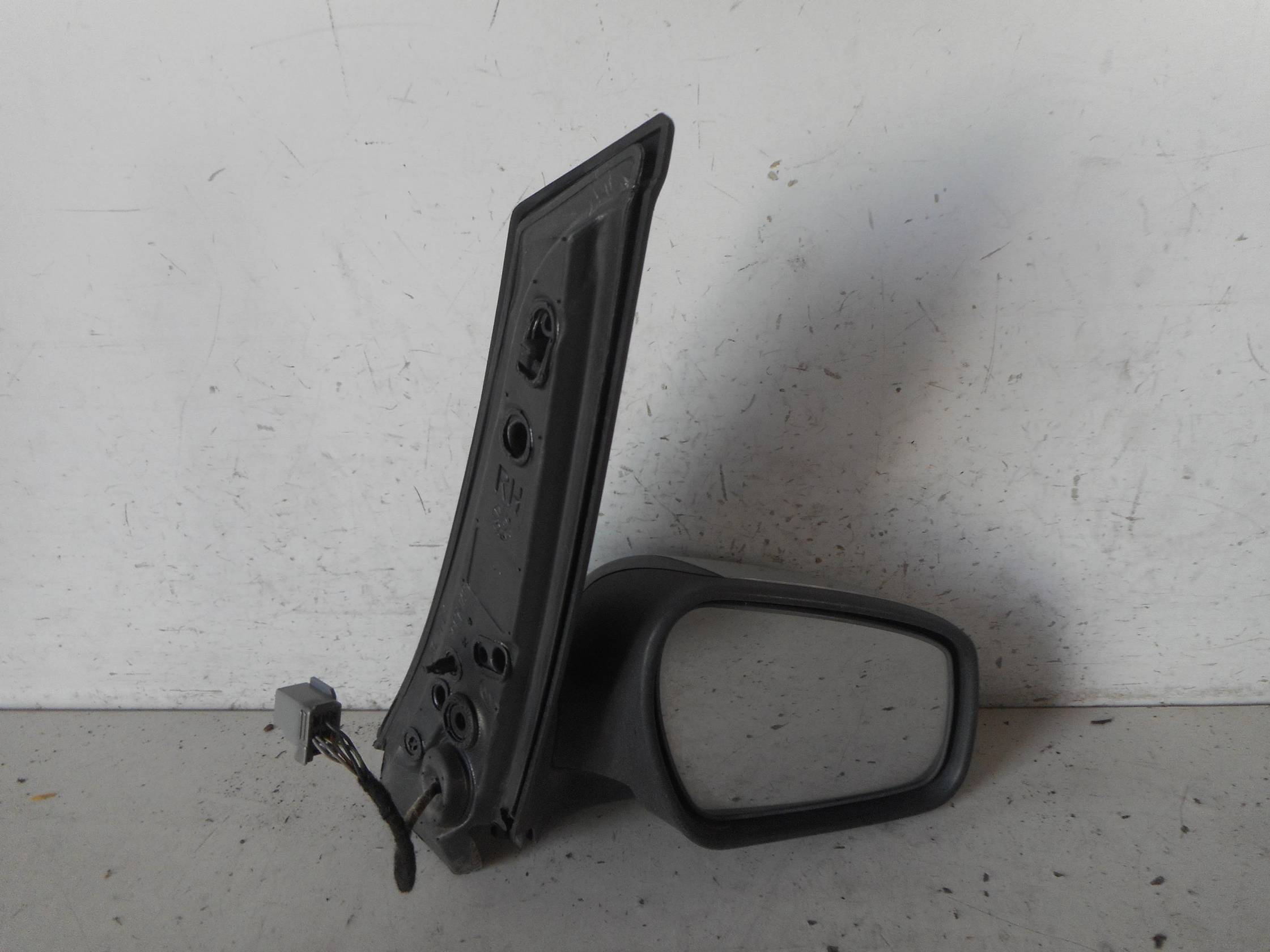 Retrovisore est. regolaz. elettr. dx.